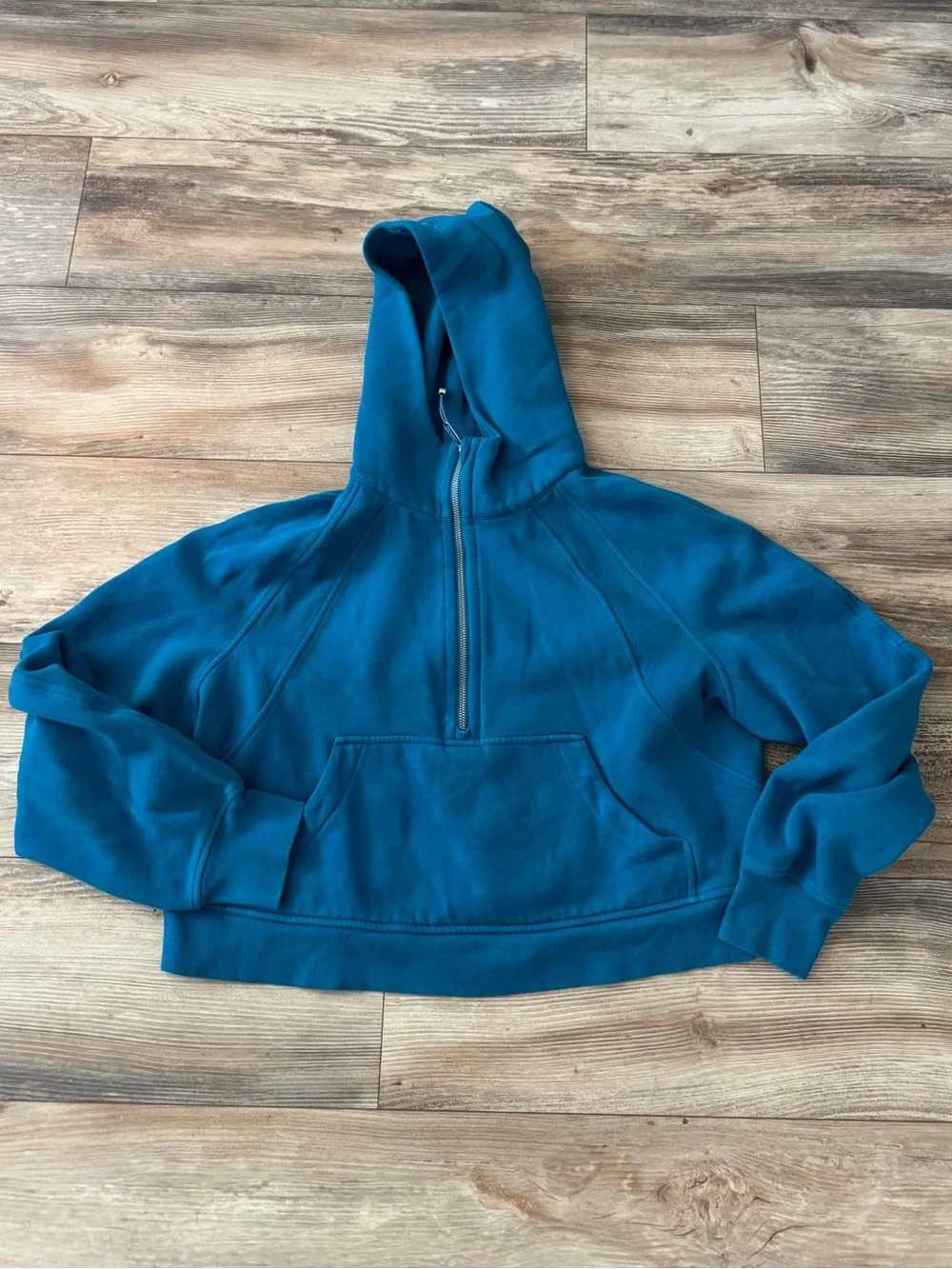 Lululemon Scuba Oversized Half-Zip Hoodie
Capri Blue Medium/Large - Picture 3 of 10